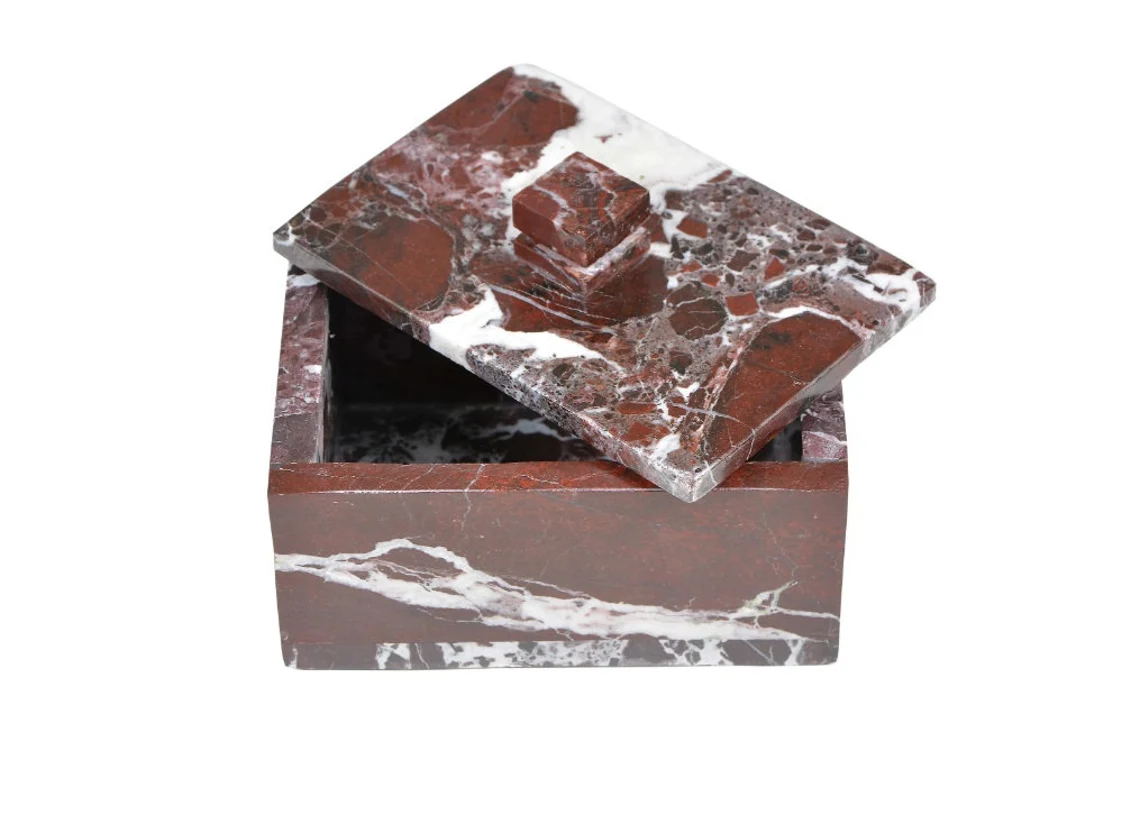 Doğal Mermer Takı Kutusu – Şıklığın ve Düzenin Zarif Buluşması