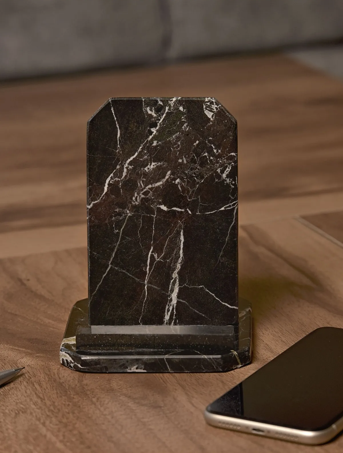 Doğal Mermer Masaüstü Telefon Tutucu