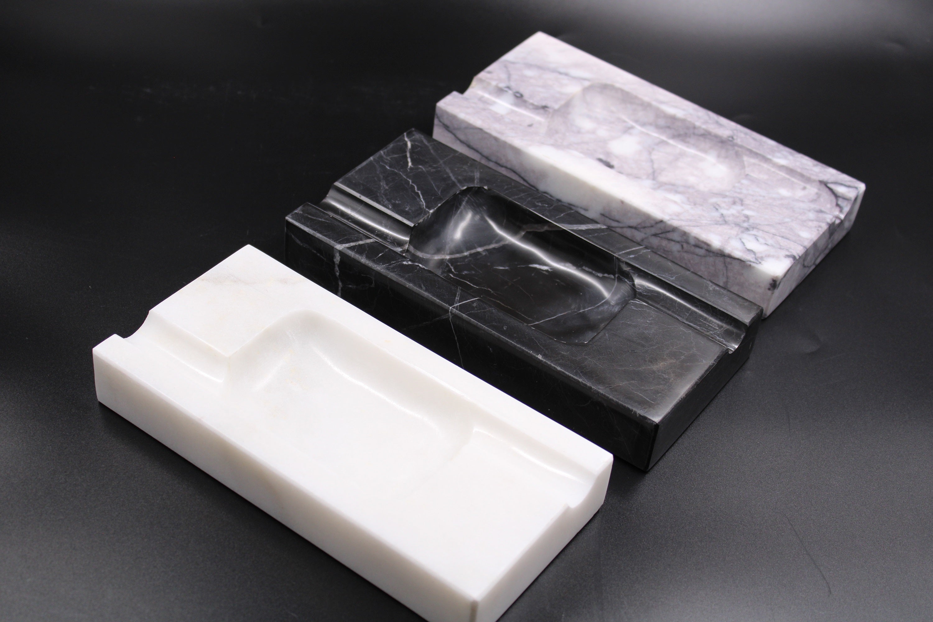 Kişiselleştirilebilir El Yapımı Mermer Küllük - 6 Renk Seçeneği ile Doğal ve Şık Tasarım