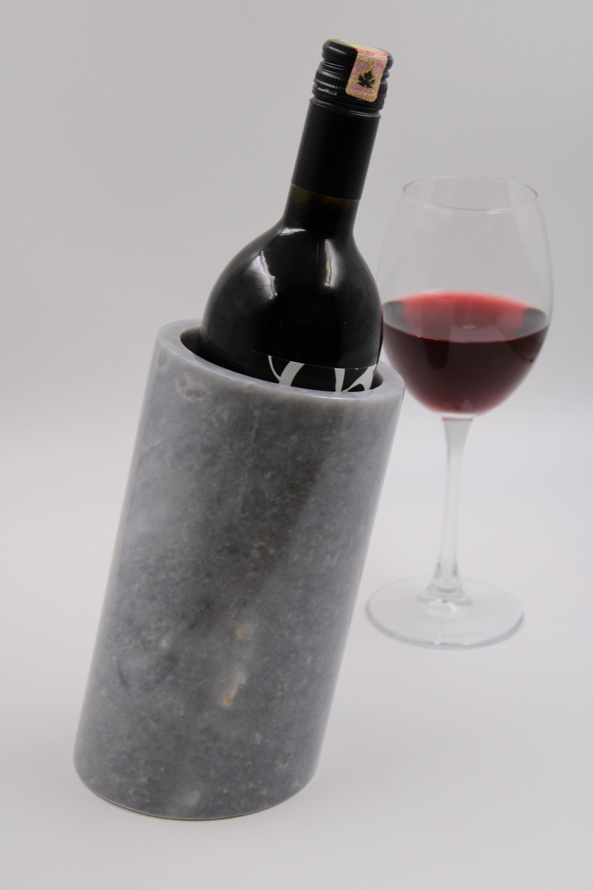 Kişiye Özel El Yapımı Mermer Şarap Standı - 6 Renk Seçeneği ile Lüks ve Şık Tasarım