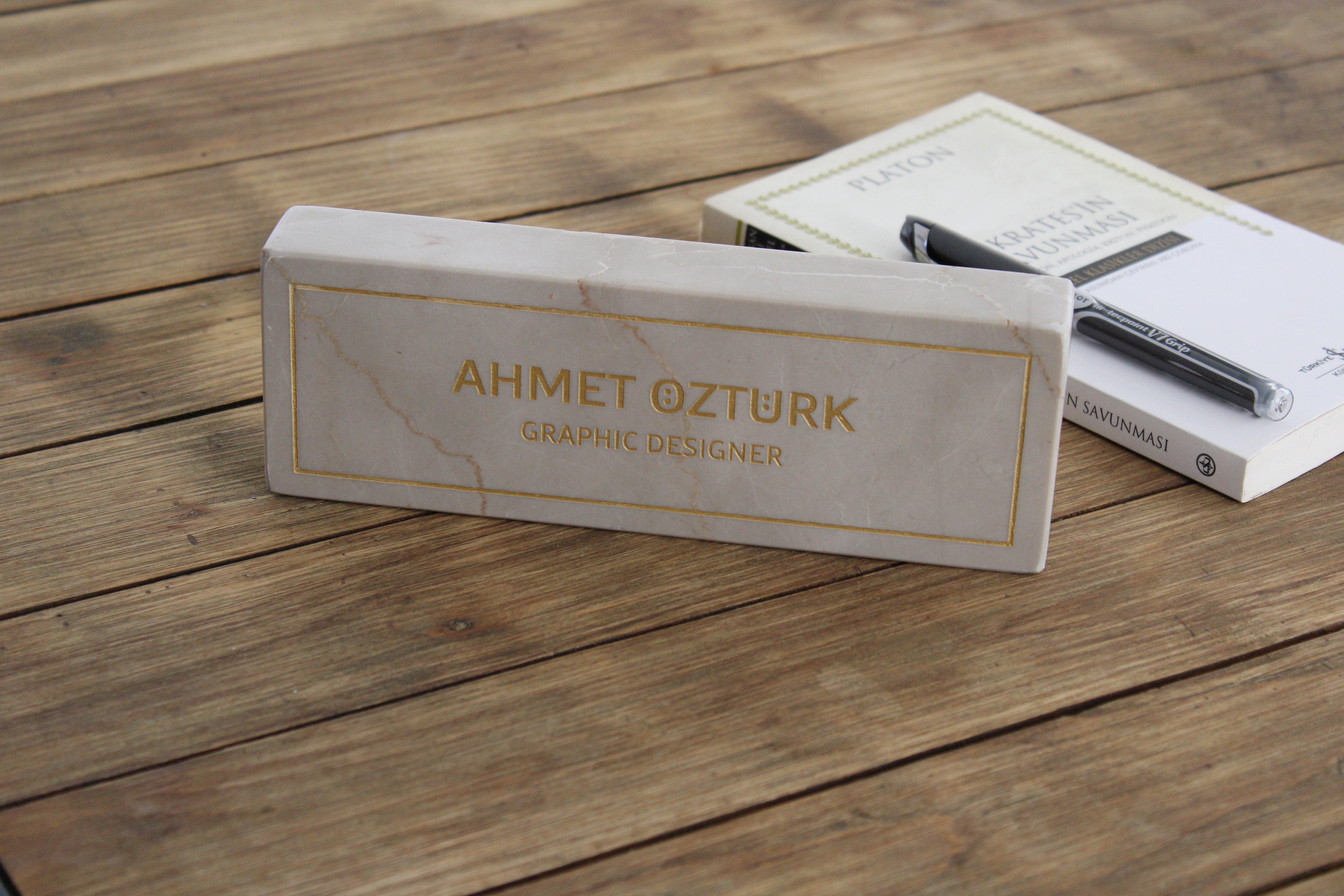 Kişiye Özel Mermer Masaüstü İsimlik - El Yapımı ve Şık Tasarım